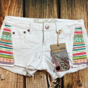 Vanilla Star Juniors Womens Shorts Size 5 White